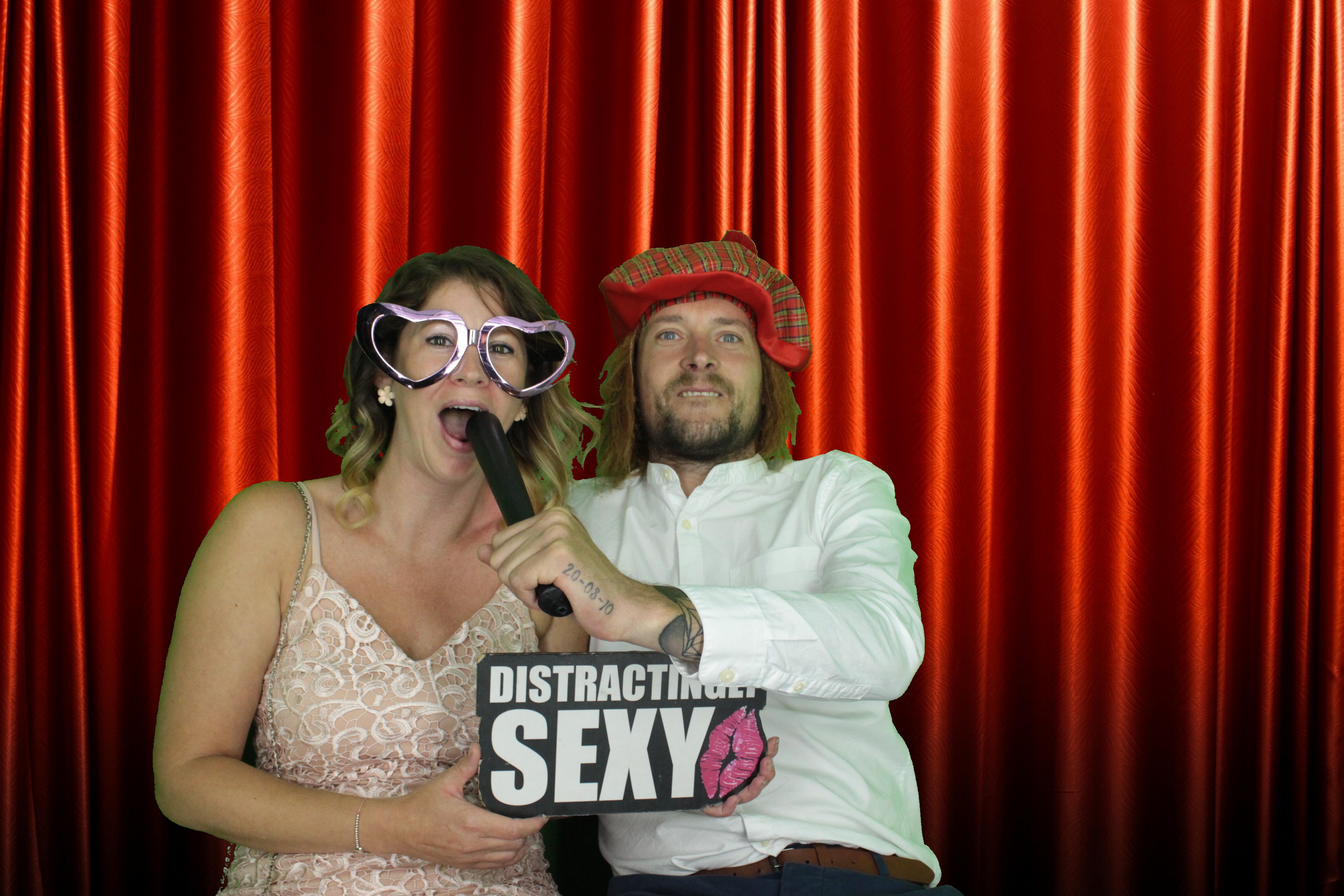 Scott & Tammy's Wedding | View more photos from the event at gallery.myphotoboothexperience.co.uk/u/MyPhotoBoothExperienceLtd/Scott-Tammys-Wedding